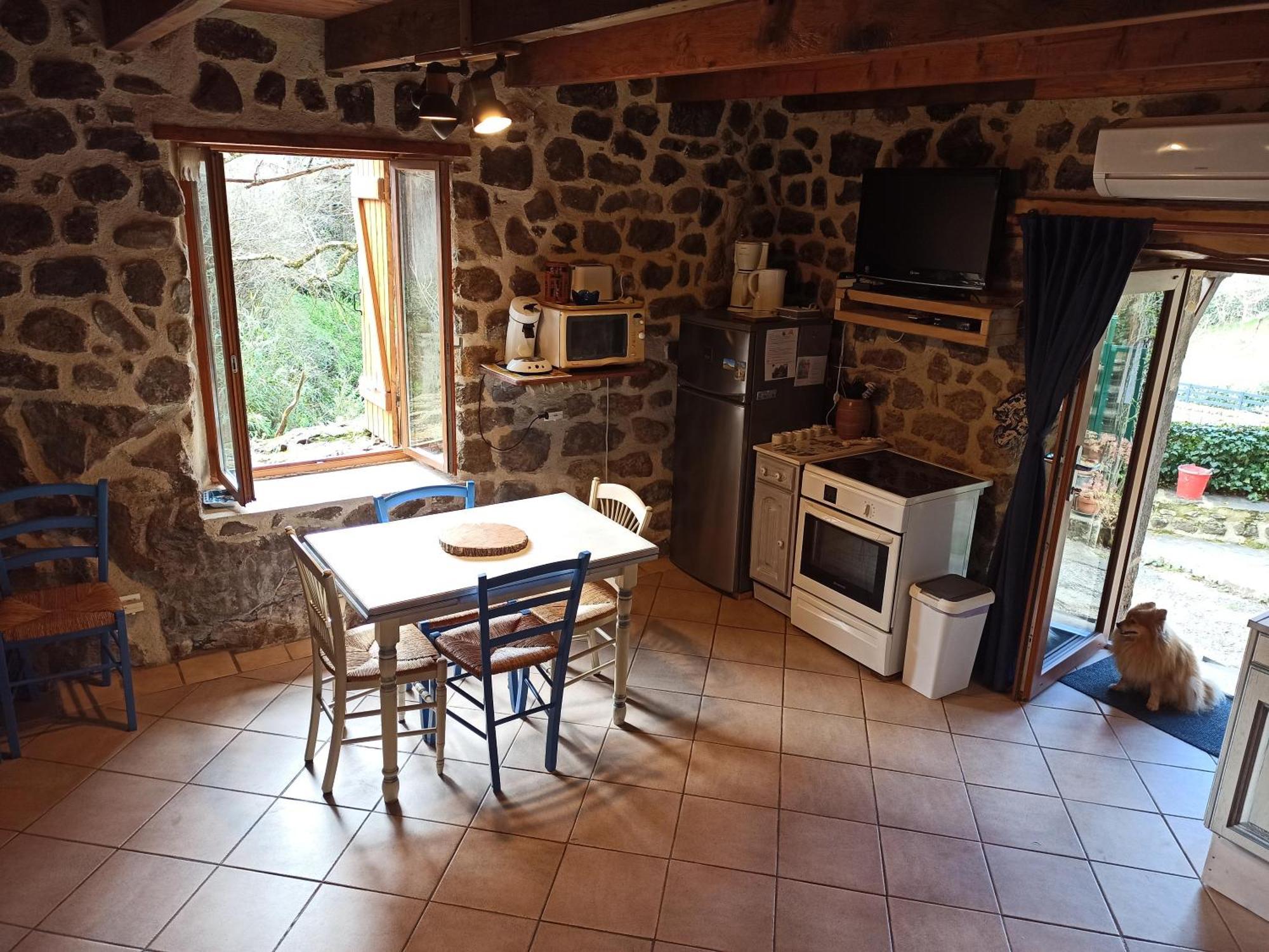 Gite Le Rocher Du Chateau De Retourtour Lamastre Eksteriør billede