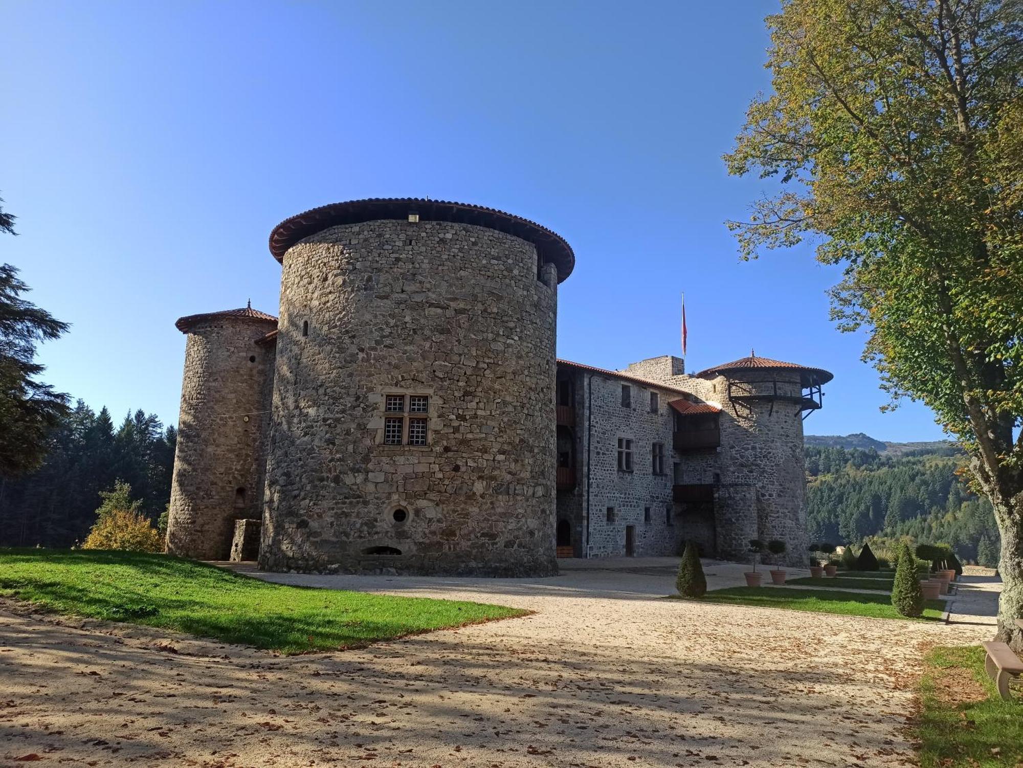 Gite Le Rocher Du Chateau De Retourtour Lamastre Eksteriør billede